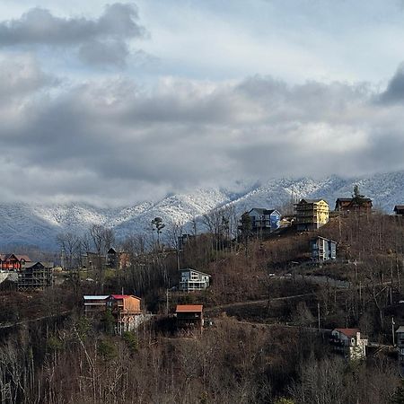 Relaxing 3Br Cottage 1 Mile To Main St Attractions Views Гатлинбург Экстерьер фото